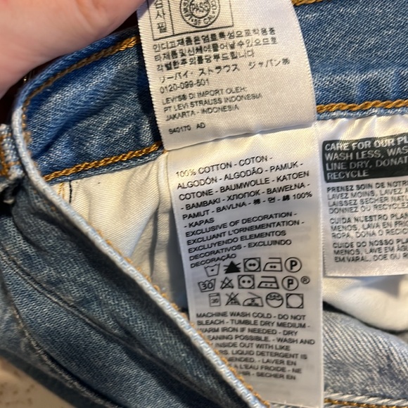 Levi’s Wedgie Straight - Picture 5 of 7